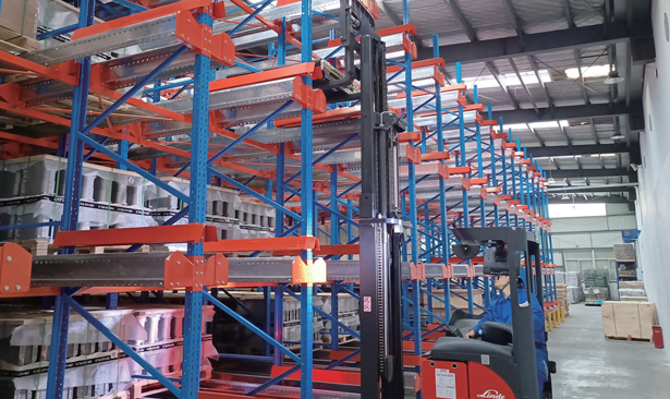 im电竞 智造60⁺年 畅销140⁺国